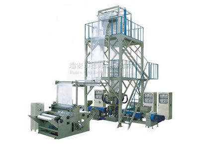 三至五層共擠薄膜吹塑機(jī)組 (IBC 膜泡內(nèi)冷型)